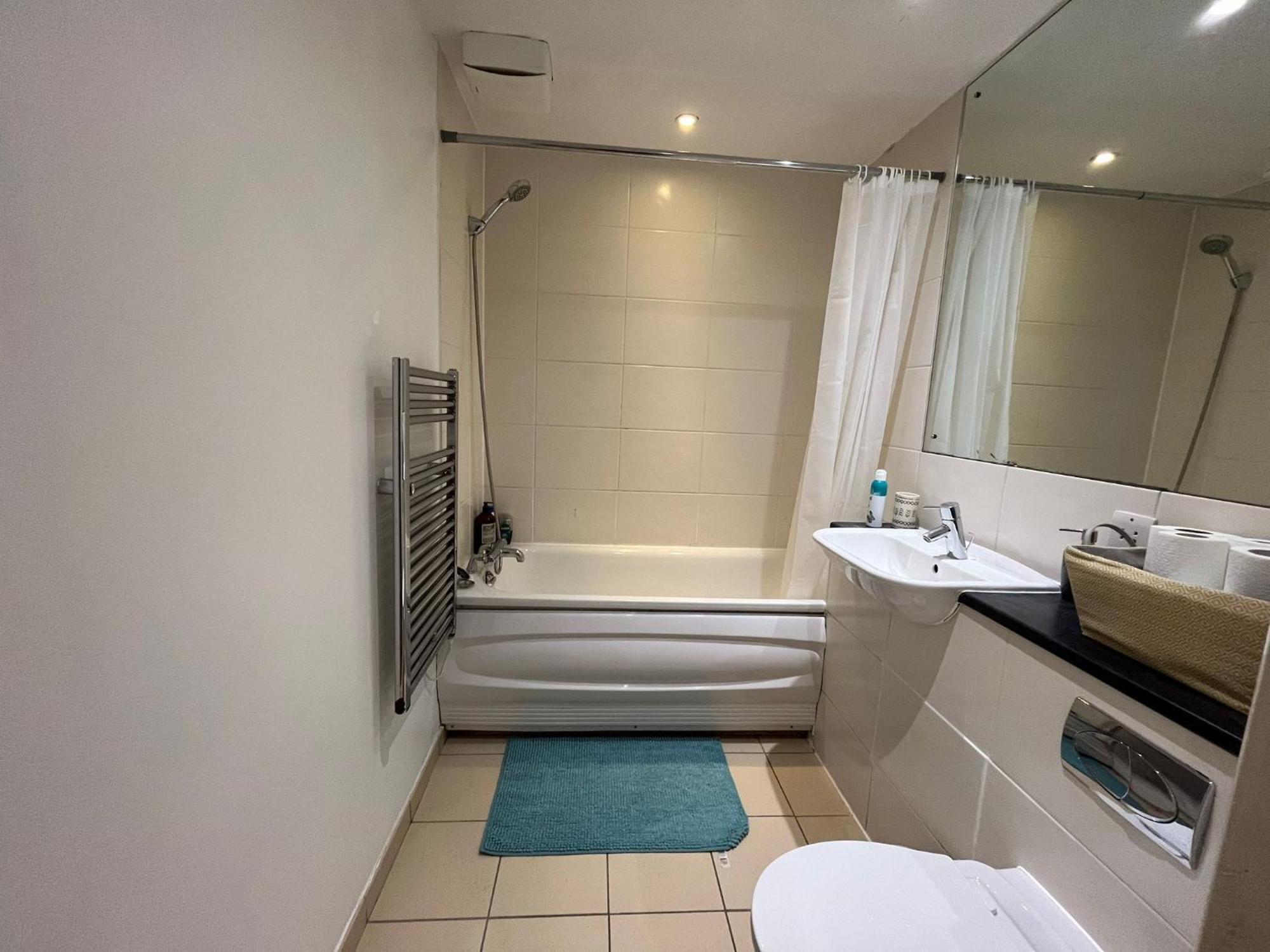 Apartament Bai Amazing 5 Sleeper Flat In London Zone 2 Zewnętrze zdjęcie